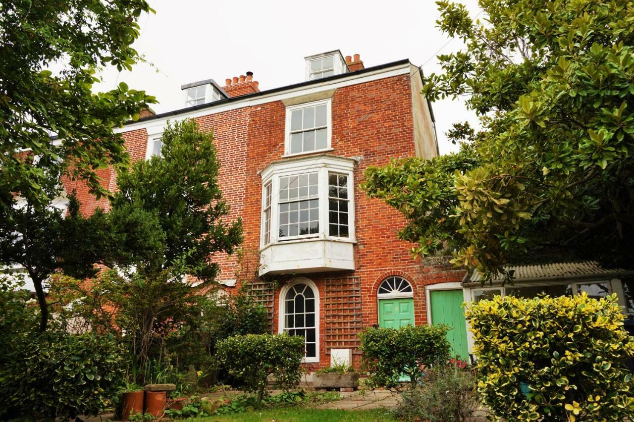 Regency Home Weymouth Exterior photo